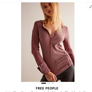 FREE PEOPLE. Women's twisted cable cuff top. 
2 available. 
Blush SM. Green XS